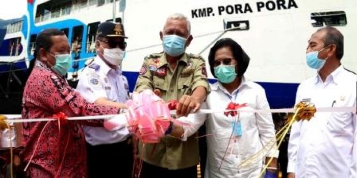 gunting pita kmp pora pora samosir