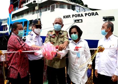 gunting pita kmp pora pora samosir