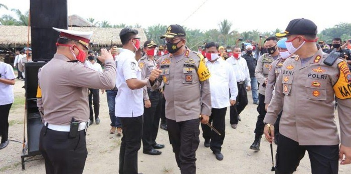 Kapolda Sumut Kunker di Kampung Tangguh, Pesantren Darus Sholihin Aek Paing