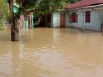 12 Klep Pintu Air Bocor, Pemungkiman Warga Sawit Seberang Banjir