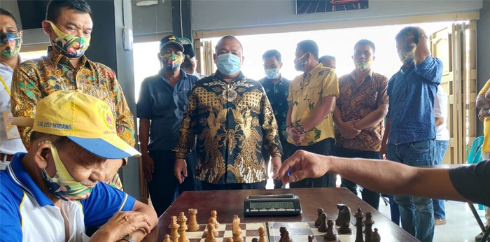 Edi Bahagia Gelar Turnamen Catur dan Billyar Rebut Piala Bupati Langkat