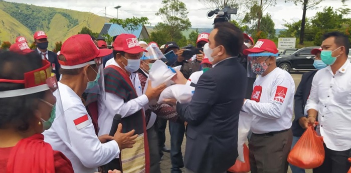 PSBI Salurkan 750 Unit Alkes di Samosir