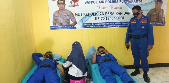 Bakti Donor Darah SatPolair Purwakarta Kumpulkan 40 Labu Darah