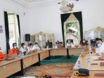 Bupati Purwakarta Anne Ratna Mustika pimpin rapat siapkan kebijakan strategi