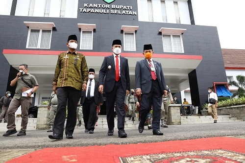 Wagub Sumut Musa Rajekshah Hadiri Peringatan HUT ke-70 Tapsel di Kompleks Kantor Bupati Tapsel Kecamatan Sipirok Kabupaten Tapsel