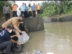 Wali Kota Medan Bersama Ketua PKK Tanam Pohon dan Tabur Benih Ikan