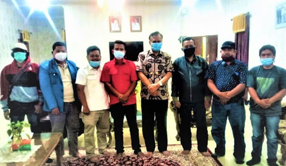 Peleng Sicina Mbara dan Media Konstruktif di Pendopo Pakpak Bharat