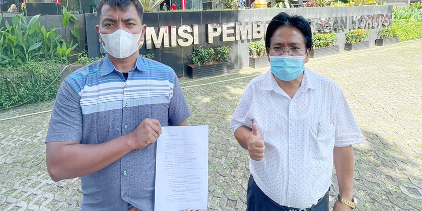 Oberlin dan Sekjen Kompas Laporkan Pengadaan Beras Pilkada Samosir ke KPK
