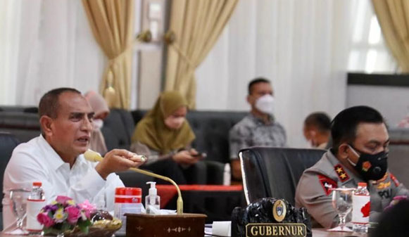 Walikota Medan Ikuti Rapat Pengendalian Tindak Lanjut Covid-19