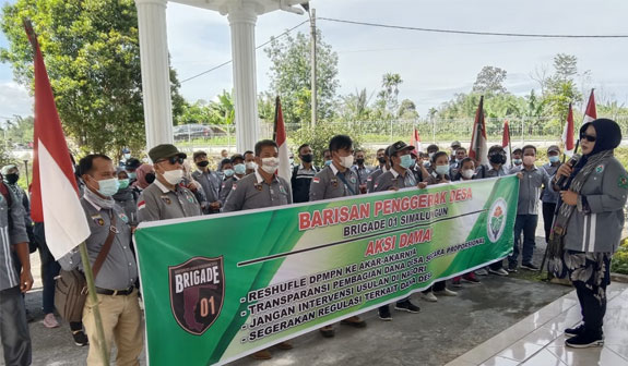 Brigade 01 Unjuk Rasa di Simalungun Soroti Pengelolaan Dana Desa