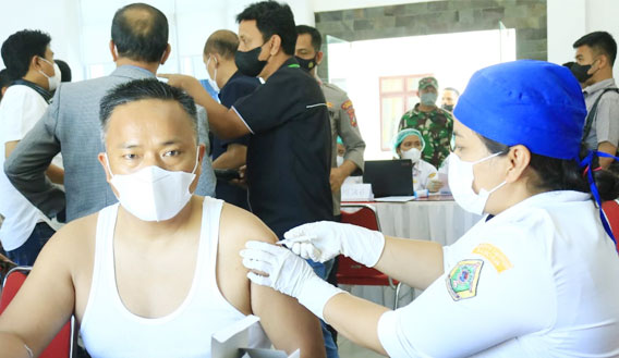 Pemkab Samosir Launching Pelaksanaan Vaksinasi Booster