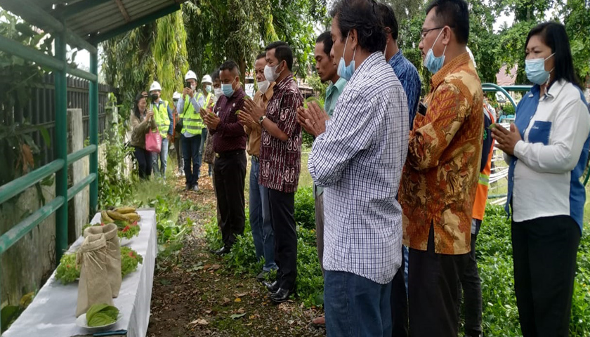 pemkab ikuti penebangan pohon