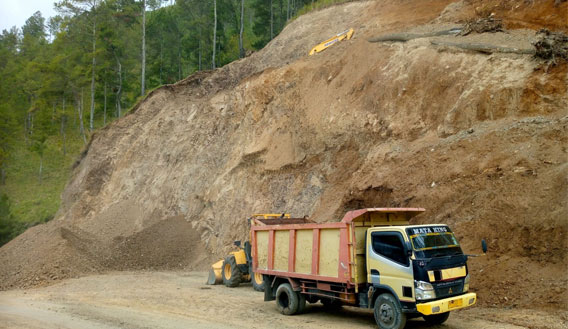 Bukan Pengrusakan Hutan Lindung, Tapi Pelebaran Jalan Gotting
