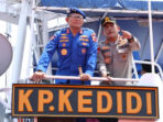 Kabaharkam Polri Berikan Penghargaan