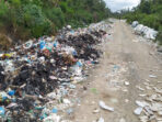 sampah berserakan tpa tele
