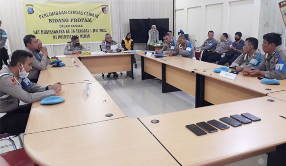 Polsek Percut Sei Tuan Juara I Lomba Cerdas Cermat Fungsi Propam