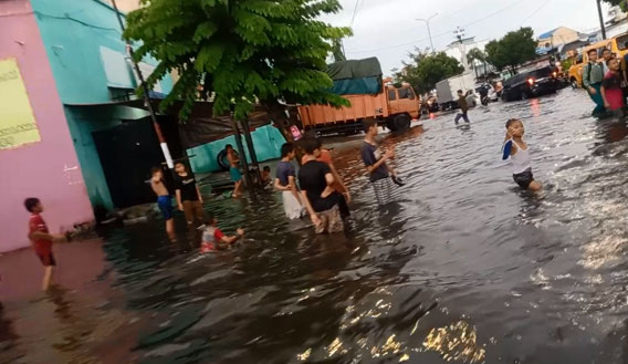 Genangan Membawa Nikmat di Bandar Selamat