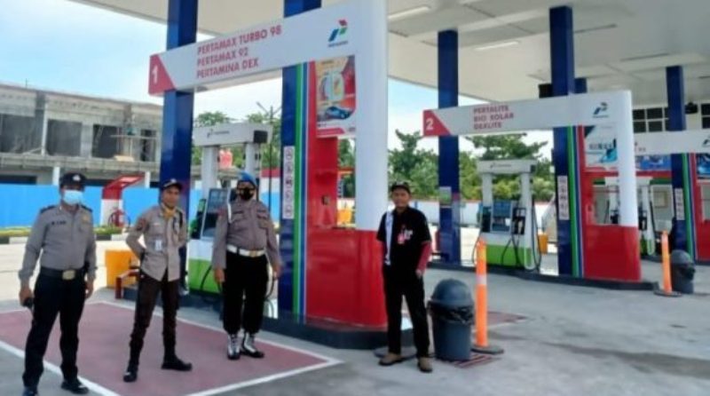 Polisi Monitoring SPBU di Kuala Namu