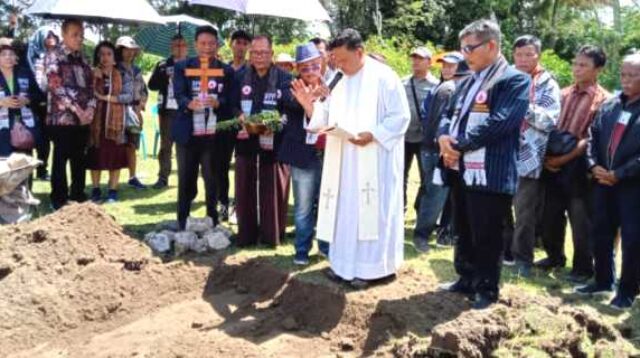 Tugu Raja Sitanggang Mulai Dibangun di Samosir