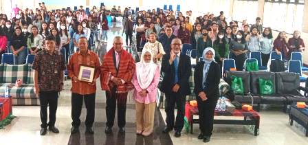 Rektor University Malaysia Pahang Beri Kuliah Umum di Unika Santo Thomas