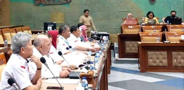 Ketum KMDT Ajak Masyarakat Semarakkan Parade Ulos Keliling Danau Toba