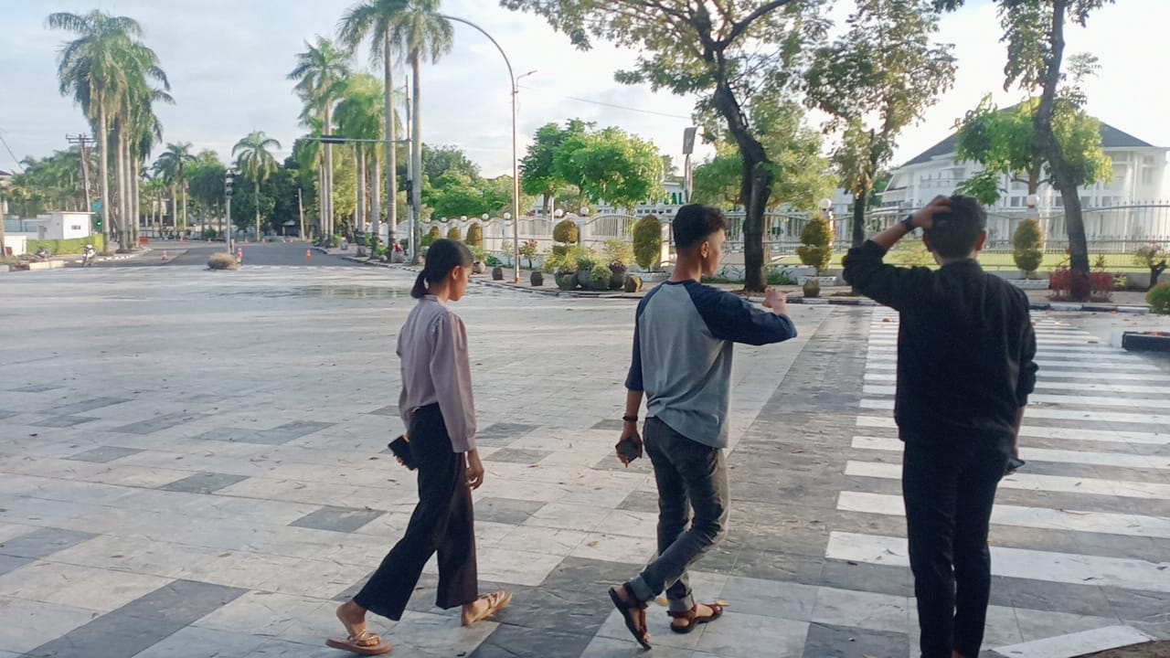 Dinas SDABMBK Medan Pastikan Perempatan Jalan Sudirman Tidak Licin