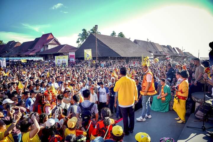 Bobby Mengaku Terkesan Oleh Sambutan Hangat Masyarakat Nias