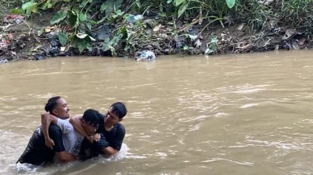 Polisi Gerebek Kampung Narkoba di Padang Bulan Medan