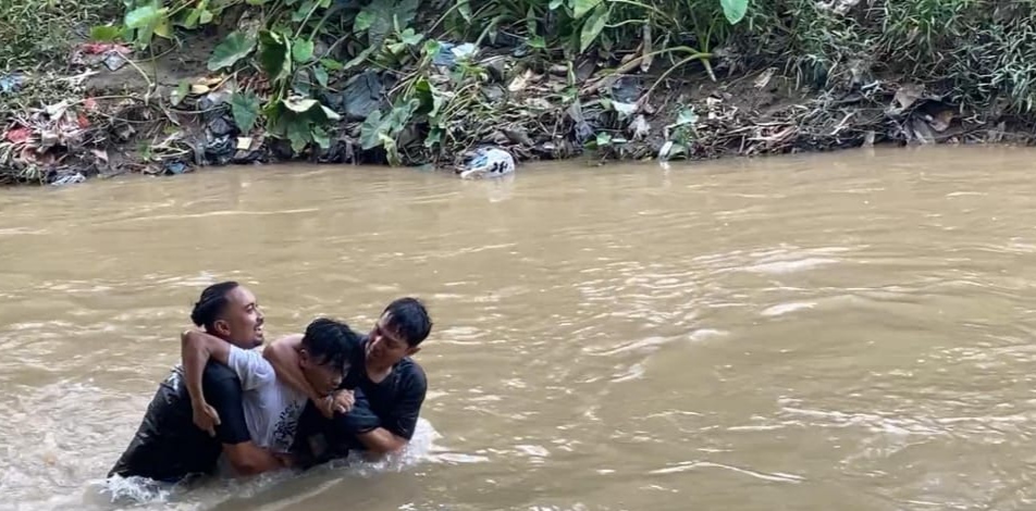 Polisi Gerebek Kampung Narkoba di Padang Bulan Medan