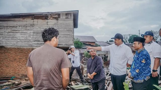 Pemprov Sumut Bantu Perbaikan Rumah Korban Banjir di Padangsidimpuan