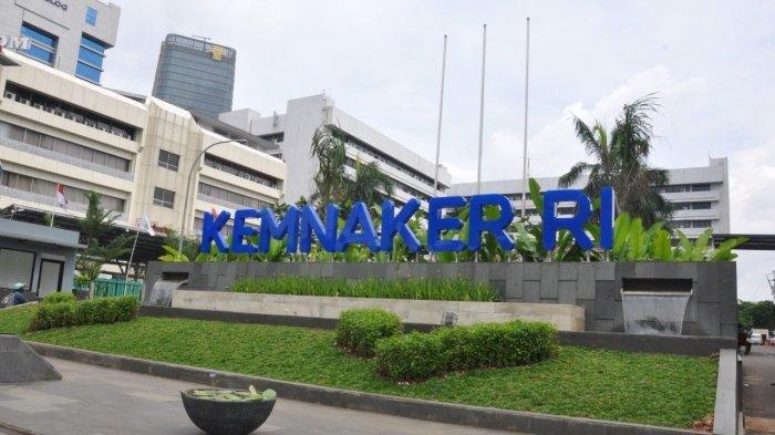 Gedung-Kementerian-Ketenagakerjaan-RI