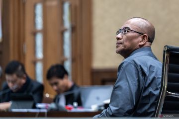 Hasyim-Asyari-jadi-saksi-dalam-sidang-Hasto-Kristiyanto-160525-Bay-10