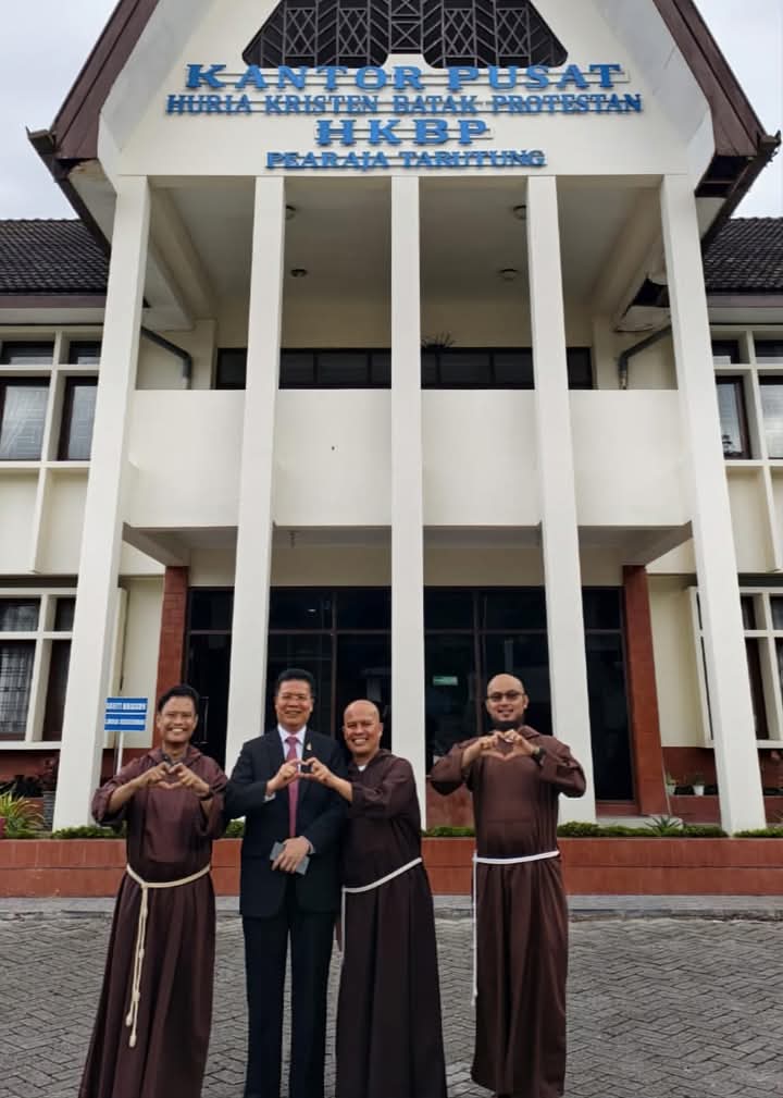 Ephorus HKBP dan KPKC Kapusi Medan Soroti Kerusakan Lingkungan Danau Toba