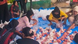 RKBN dan PARHOBAS Salurkan Daging Kurban di Medan
