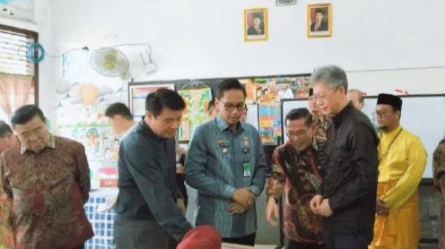 Duta Besar China Tinjau Program Makan Bergizi Gratis di Medan