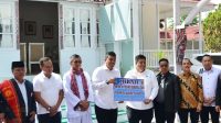 Bobby Nasution Serahkan Aset Bangunan Rumah Dinas ke Pemkab Samosir