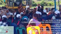 FB_IMG_1768366781178 Pemerintah Kabupaten Humbang Hasundutan secara resmi memulai Kick-Off Pembangunan Embung Berbasis Partisipasi Masyarakat di Desa Habeahan, Kecamatan Lintongnihuta, Kabupaten Humbang Hasundutan, Sumatera Utara, pada Selasa (13/1)
