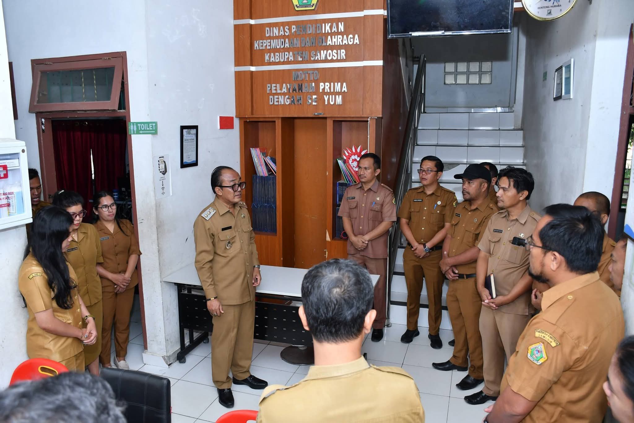 Sidak Kantor OPD, Wabup Tekankan Pentingnya Kerja Tim untuk Hasil yang Maksimal