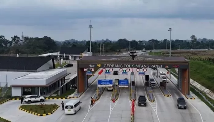 Akses medan Ke Danau Toba