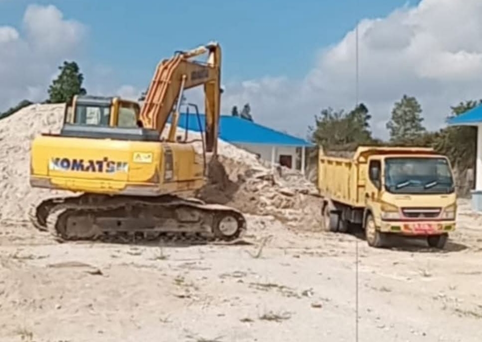 IMG_20260129_093137 Pematangan Lahan Lapangan SMAN 3 Lintong Nihuta