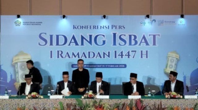 Pemerintah melalui Kementerian Agama (Kemenag) menggelar sidang isbat dalam rangka menentukan awal Ramadan 1447 Hijriah. Hasilnya memutuskan bahwa puasa 1 Ramadan 1447 Hijriah jatuh pada Kamis, 19 Februari 2026. 
