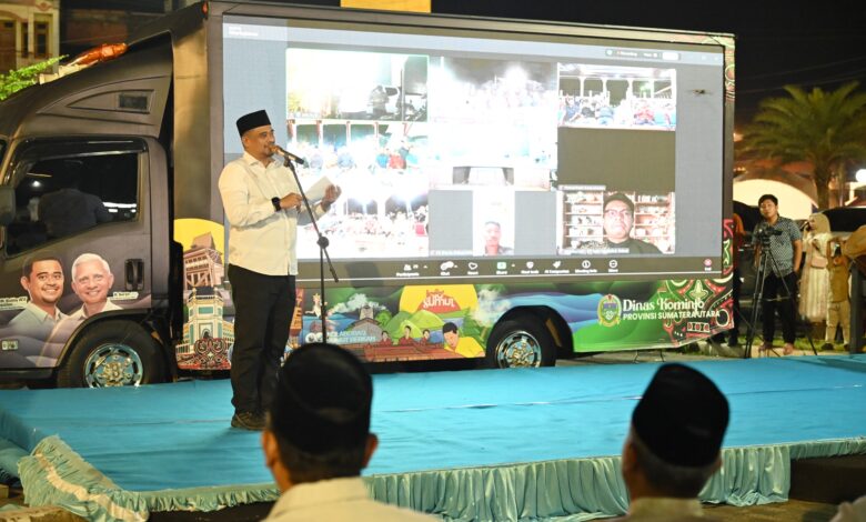 Gubsu_P.Sidempuan_Luncurkan-Layanan-Internet-Gratis-8-Kota-di-Sumut-5-.jpg-780x470 Ekspansi Wifi