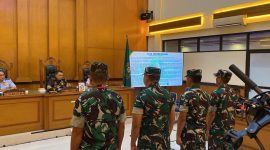 4 anggota TNI hadir di sidang perdana penyiraman air keras ke aktivis KontraS Andrie Yunus pada Rabu (29/4/2026). Foto: Ist.