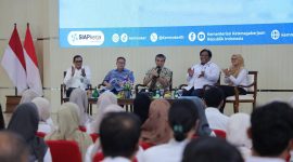 Menteri Ketenagakerjaan Yassierli (tengah) dalam kegiatan Pelatihan Vokasi Nasional (PVN) Batch I Tahun 2026 di Balai Besar Pelatihan Vokasi dan Produktivitas (BBPVP) Serang, Banten, Rabu (29/4/2026). Dalam kesempatan tersebut, Menaker menekankan pentingnya penguatan pelatihan vokasi yang selaras dengan kebutuhan industri guna meningkatkan penyerapan tenaga kerja. Foto: Ist.