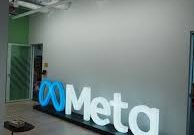 Meta PHK 8.000 Karyawan, Ganti dengan AI. Foto: Ist.