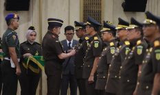 ST Burhanuddin Lantik Puluhan Pejabat, Tegaskan Tinggalkan Pola Kerja Lama