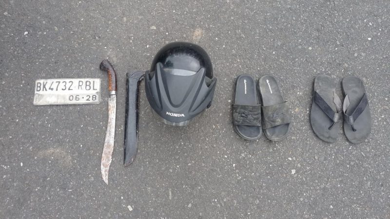 Barang Bukti pelaku begal pelajar di Binjai. Foto: Ist.