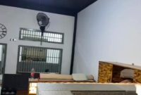 Kamar sel di Lapas Kelas IIA Cilegon, Banten, yang viral di media sosial karena dianggap sangat mewah dan jauh dari gambaran sel penjara pada umumnya. Foto: Ist.