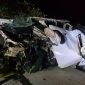 Kondisi mobil Toyota Hilux yang rusak parah di bagian depan dan bodi samping setelah kecelakaan di Jalan Tol Sigli–Banda Aceh (Sibanceh), Senin (11/5/2026) malam. Foto: Ist.