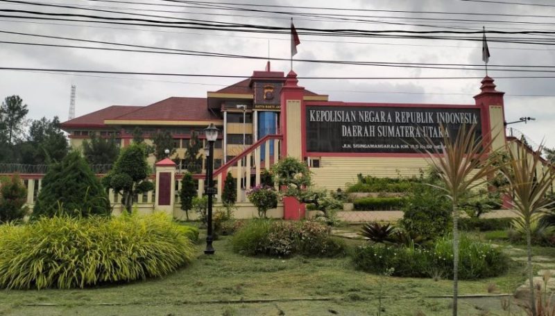 Markas Besar Daerah (Mapolda) Sumatera Utara di Jalan Sisingamangaraja, Medan, tempat dilaksanakannya sidang Komisi Kode Etik Polri (KKEP) yang memutus pemberhentian tidak dengan hormat (PTDH) terhadap Kompol Dedi Kurniawan terkait kasus dugaan penyalahgunaan narkotika. Foto: Ist.